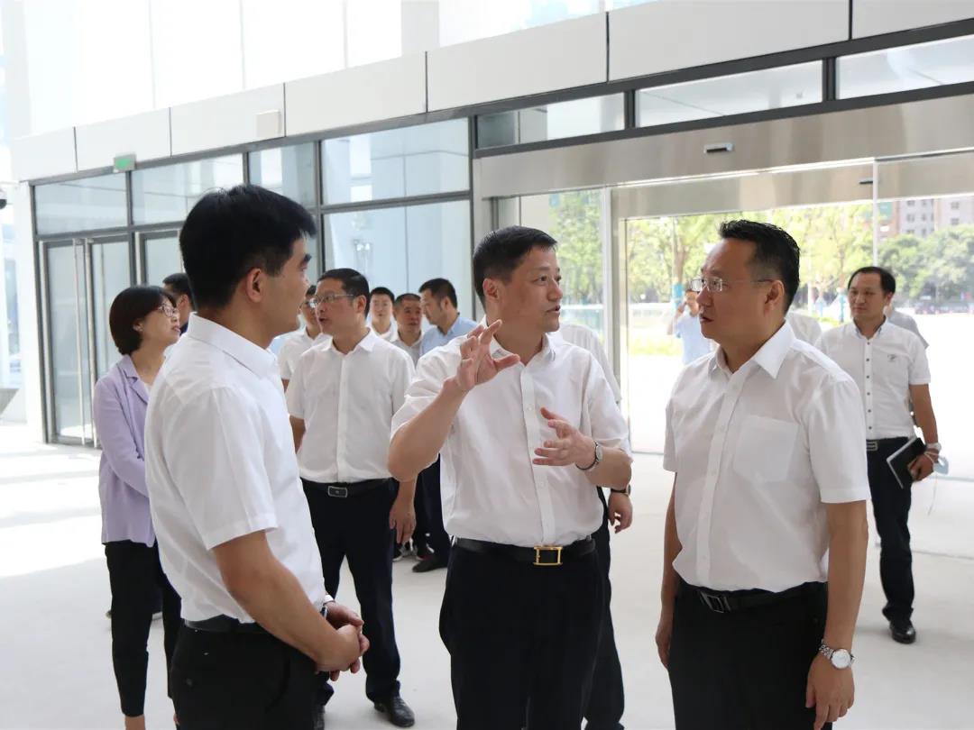 市委副書記、市長王綱，副市長閔云等一行視察浙北醫(yī)學中心項目